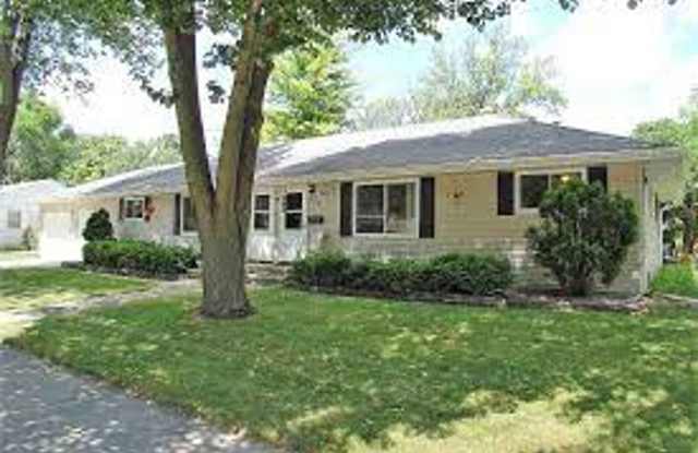 608 E Taft St photos photos