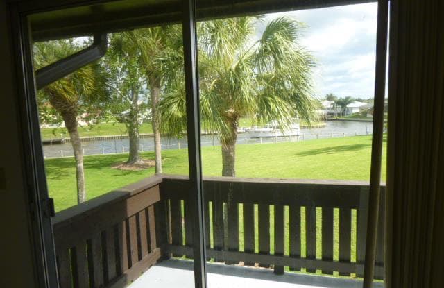 52 Club House Drive - 1 - 52 Club House Dr, Palm Coast, FL 32137