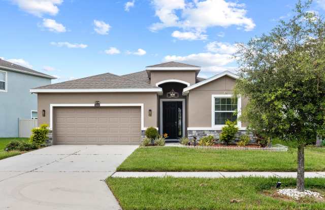 33034 Sand Creek Drive Gallery 2