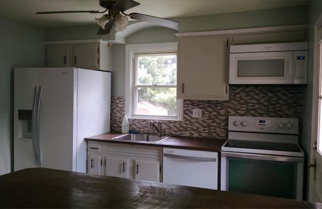 1217 Overbrook Ct. Gallery 2