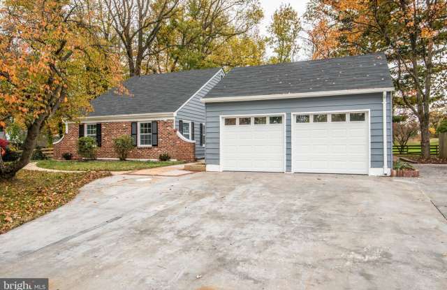 1443 HENLEY PLACE Gallery 2