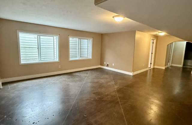 4427 Lago Grande Drive Gallery 4