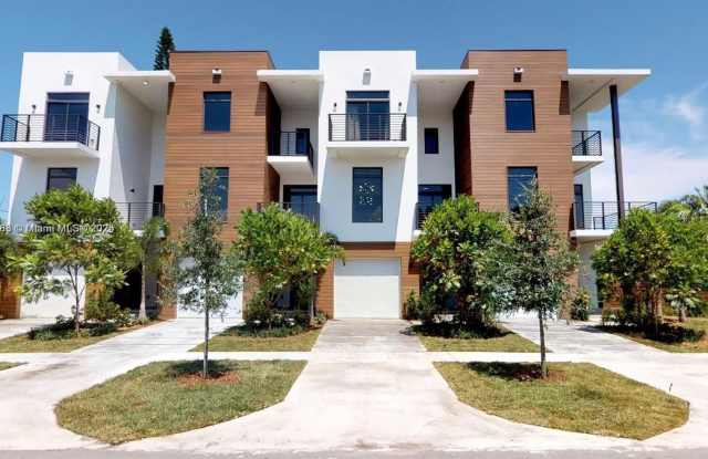 1640 MCKINLEY ST photos photos