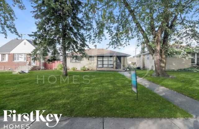 458 Clyde Avenue - 458 Clyde Avenue, Calumet City, IL 60409