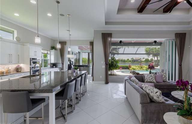 5668 Barbuda LN Gallery 3