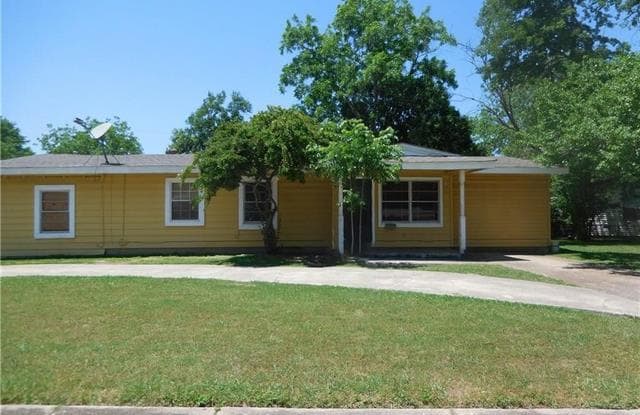 1623 Fresno Street - 1623 Fresno Street, Dallas, TX 75217
