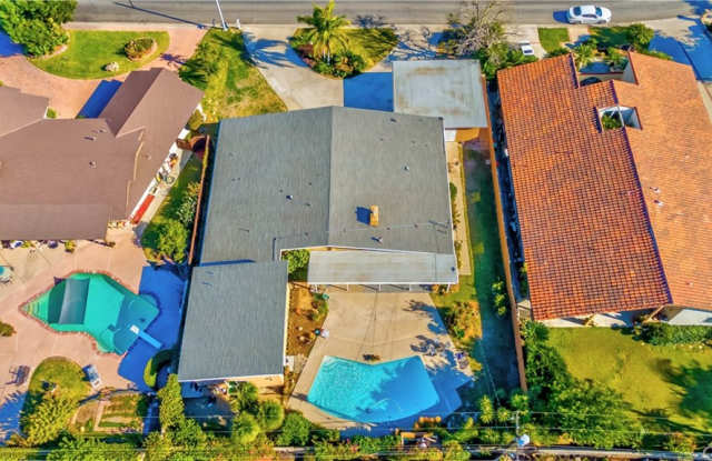 5321 Emerywood Drive Gallery 3
