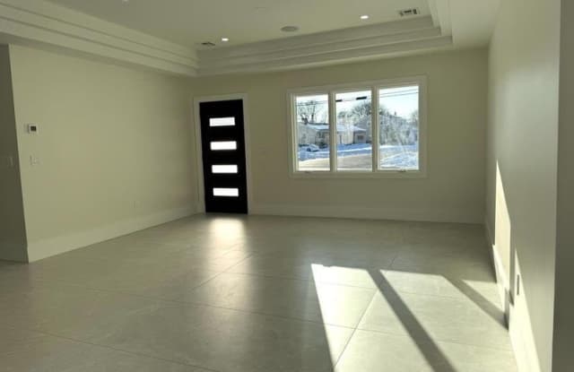 7 Whalepond Road Gallery 3