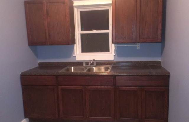 1911 Reo Rd Gallery 2
