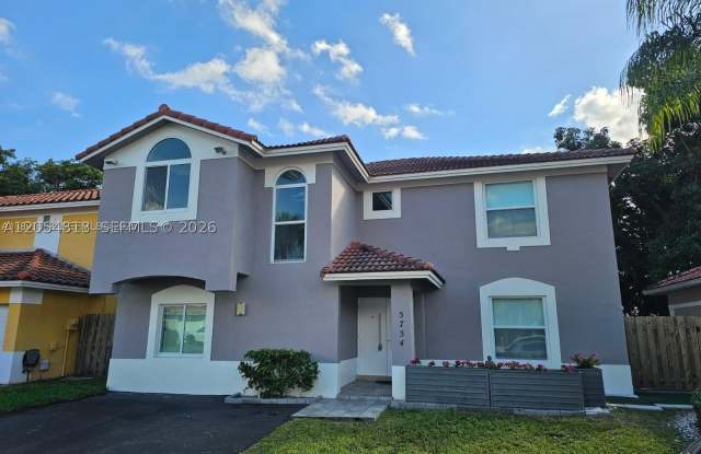 5754 NW 98th Ave photos photos