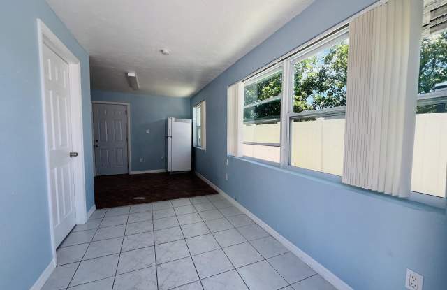 1210 S D Street Gallery 4