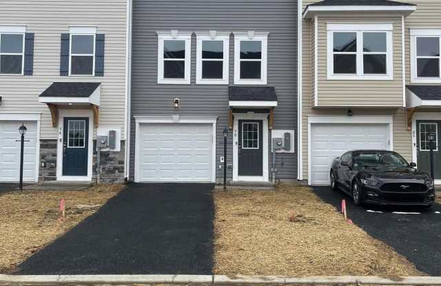 90 TROTTING Road photos photos