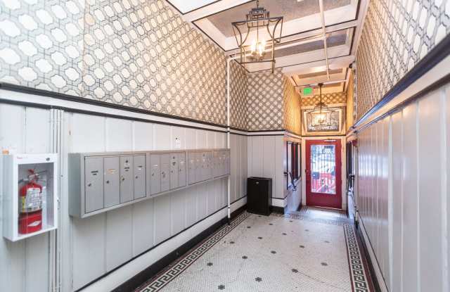 1424 Polk Gallery 3