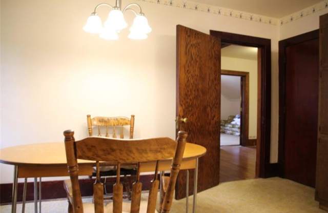 2725 Beechwood Gallery 3