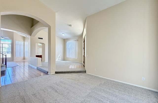 10124 E Meadow Hill Dr Gallery 2