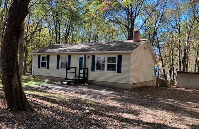 101 Mohawk Trail - 101 Mohawk Trail, Indian Mountain Lake, PA 18210