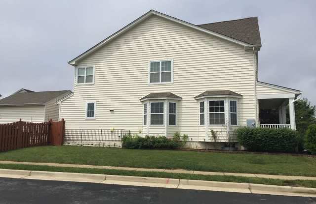 43165 BARNSTEAD Drive Gallery 4