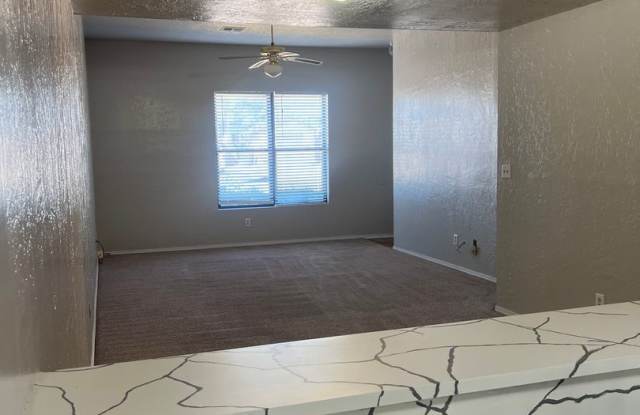 4016 SW Sunflower Lane Gallery 3