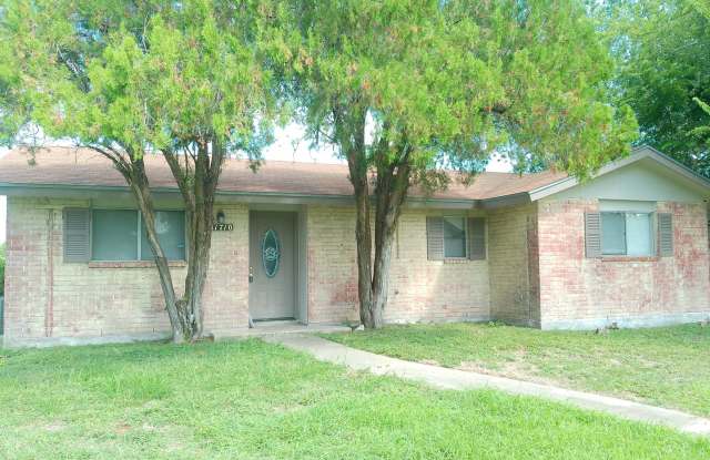 1710 Sun Beam - 3/Bed 2/Bath - $1850/month photos photos
