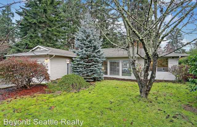 10217 Superior St SW - 10217 Superior Street Southwest, Lakewood, WA 98498