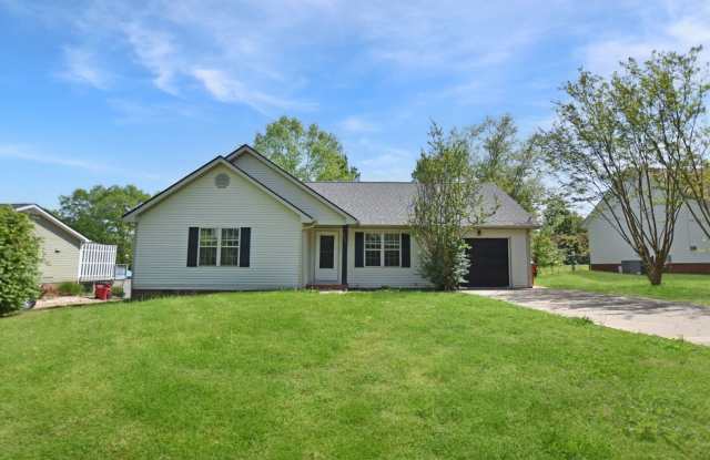 Pet Friendly Three Bedroom! photos photos