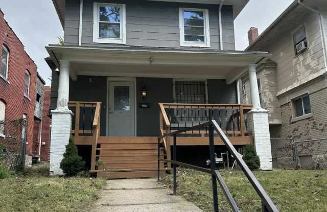2805 Park Avenue photos photos