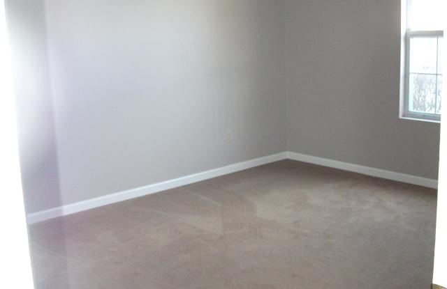 2901 Russel Court Gallery 3