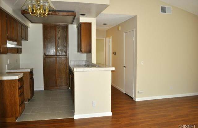 3863 Thorncroft Lane Gallery 3