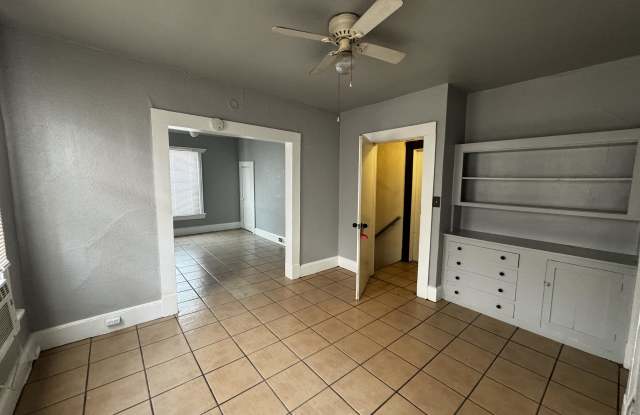 105 Tays Street #C Gallery 2