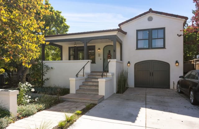 1039 University DR - 1039 University Drive, Menlo Park, CA 94025
