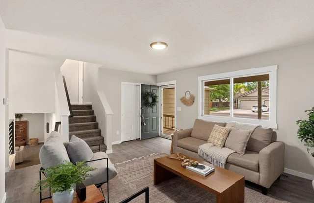 Spacious 4BR House in Fort Collins Gallery 4