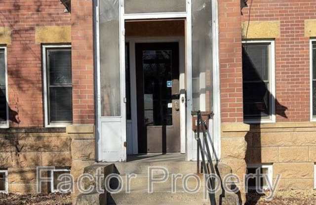 122 Parsons St photos photos