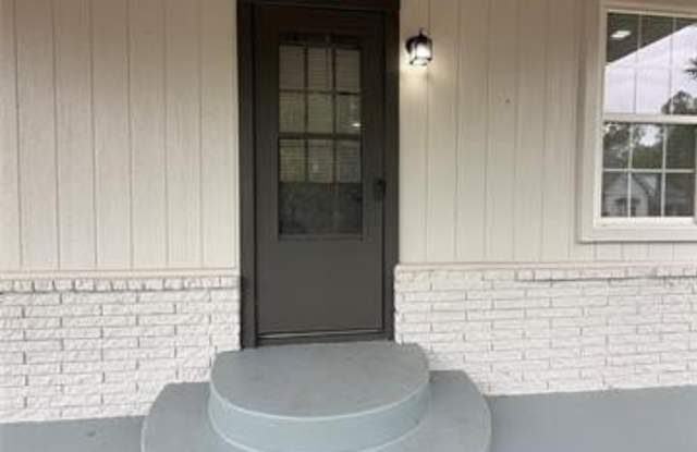 1211 Eastside Boulevard Gallery 2