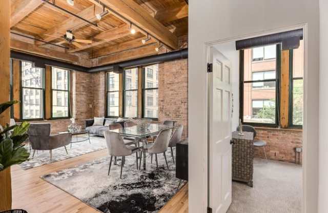 331 South Peoria Street - 331 South Peoria Street, Chicago, IL 60607