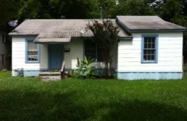203 Waller Ave photos photos