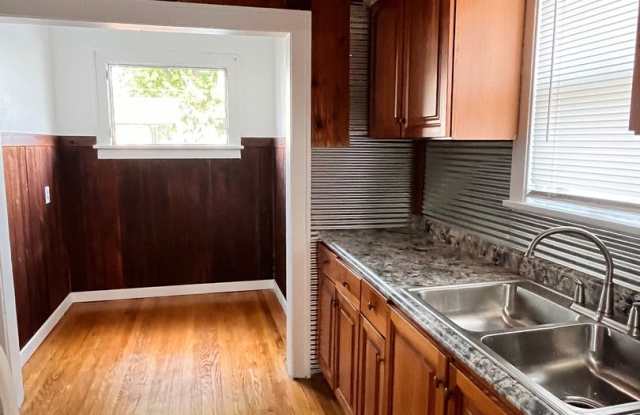 Wonderful 2 bedroom single family house! photos photos