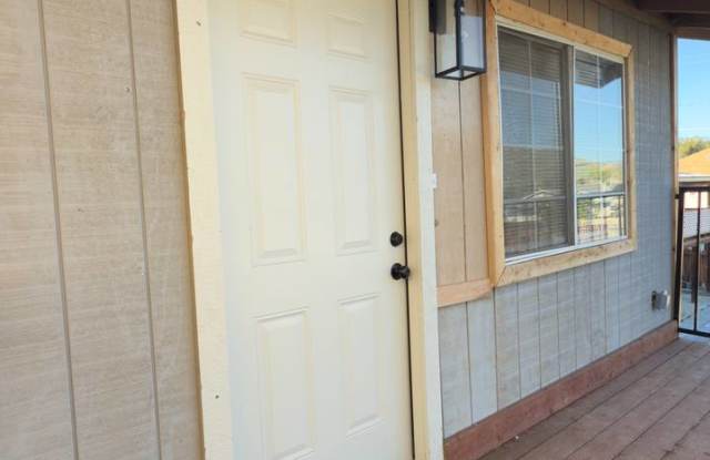 176 Pomegranate Street photos photos