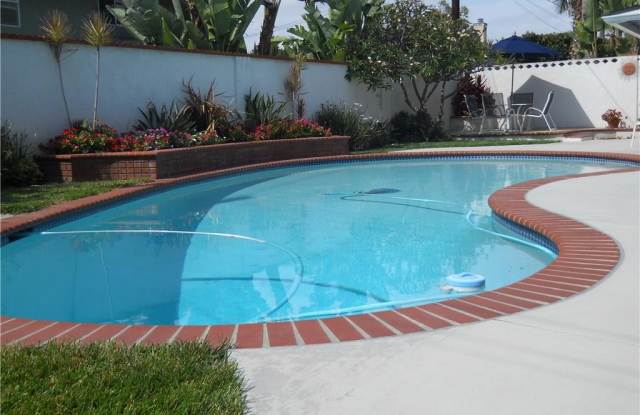2951 Tigertail Drive Gallery 2
