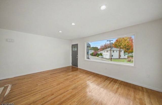 721 Hillside Ave Gallery 3