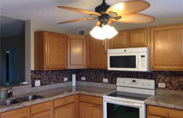 2903 Victoria Cir - 2903 Victoria Circle, Coconut Creek, FL 33066