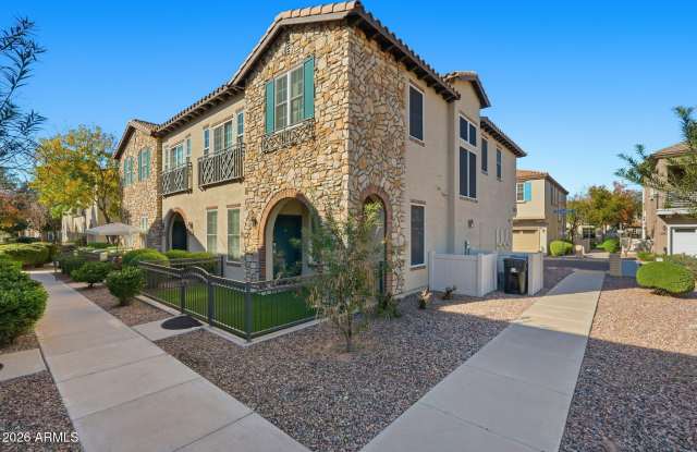 4757 E WATERMAN Street unit: 103 photos photos