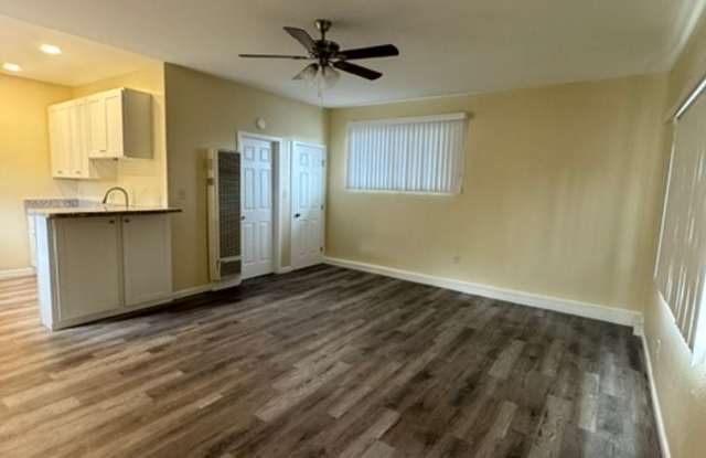 Faris Ct Apts. Gallery 4