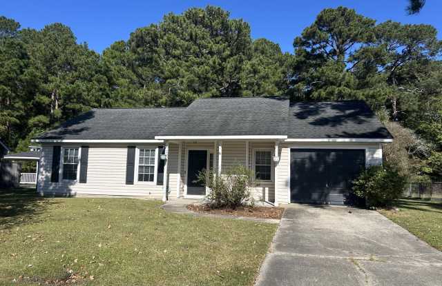 121 Hunting Green Drive - 121 Hunting Green Drive, Half Moon, NC 28546