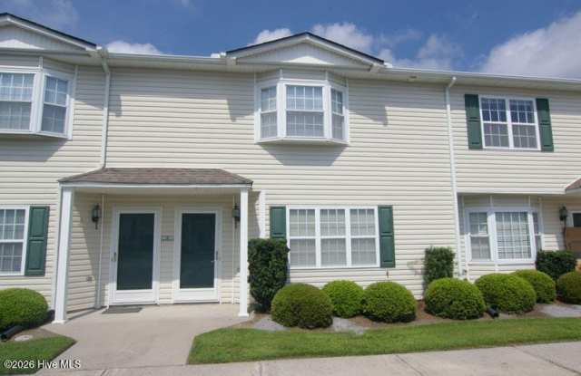 2325 Vineyard Drive Gallery 1