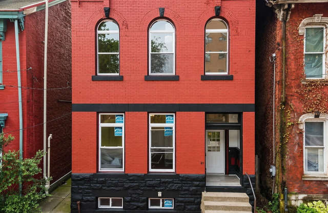 1005 Sheffield St photos photos