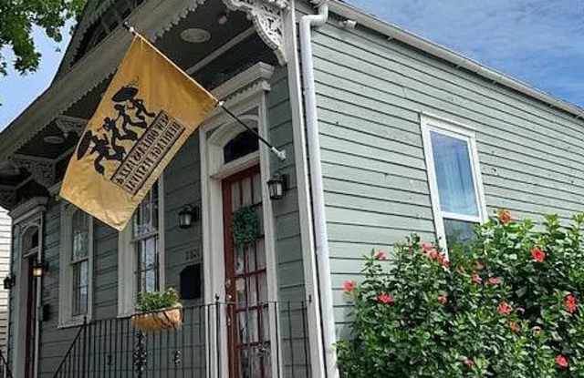 2801 Dumaine Street photos photos