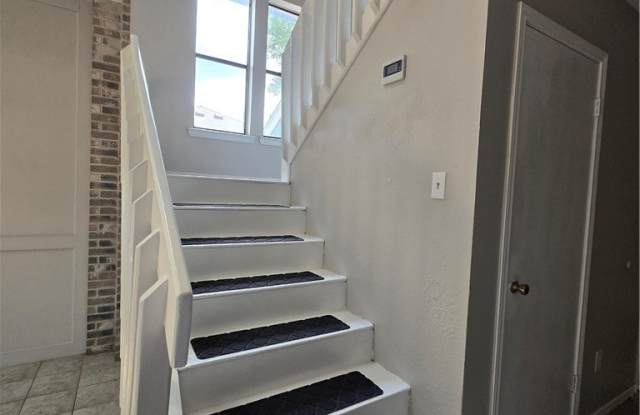 14630 Spaulding Drive Gallery 3
