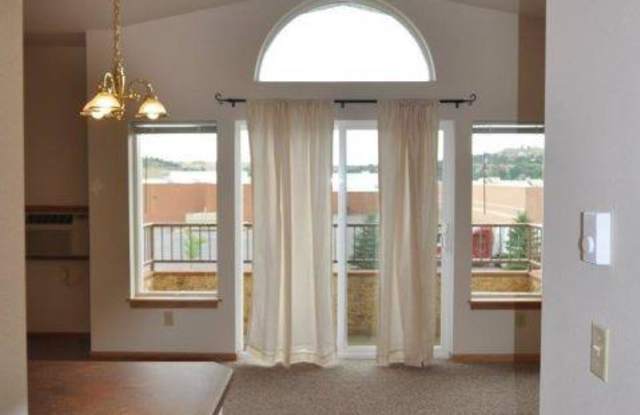 640 Lake Elmo Drive Gallery 3
