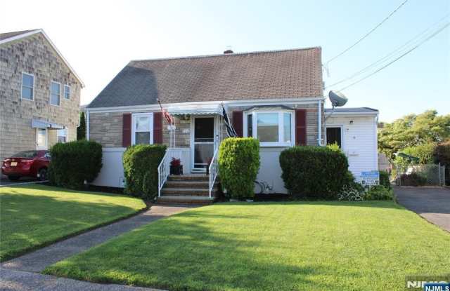 192 Stefanic Avenue 2 photos photos