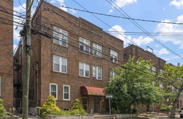 248 CLENDENNY AVE photos photos